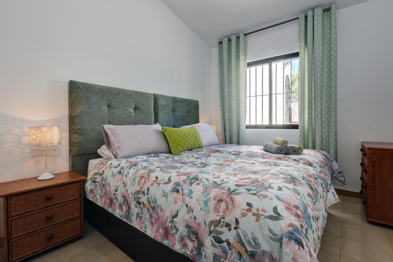 マラガ086 Relaxed 2 Bed, La Cala Golf Getaway With Sea Viewsアパートメント エクステリア 写真
